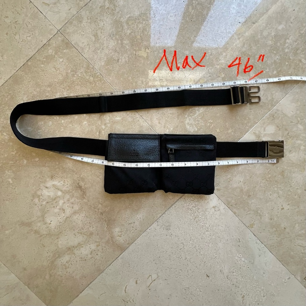 Gucci Black Logo Fabric Fanny Pack Belt Bag with Leather Details & Pockets - Picture 6 of 14